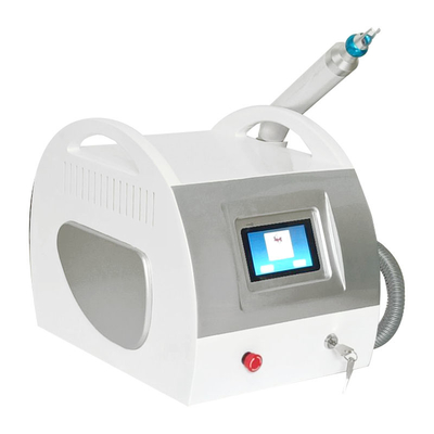 Mini portabile macchina di rimozione del tatuaggio Nd Yag Q Switched Laser per salone di bellezza