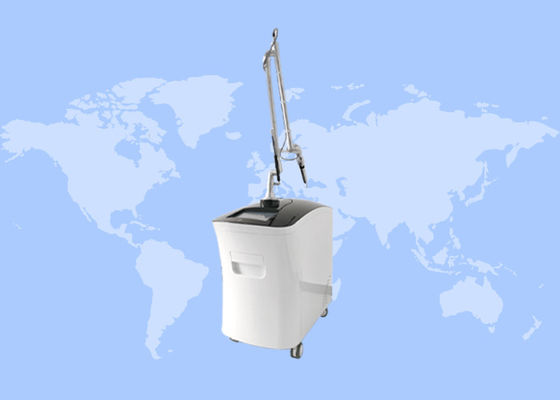 Buon prezzo La rimozione verticale Pico Laser Machine Q del tatuaggio ha commutato il ND Yag in linea