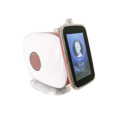 Buon prezzo dispositivo freddo del martello rf Microneedling di 2in1 Microneedle per pelle che stringe rimozione della grinza in linea